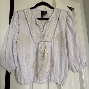Chic White Embroidered Blouse